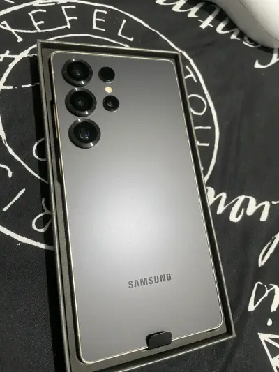 Samsung Galaxy S25 Ultra 1 mes de uso - miniatura 4