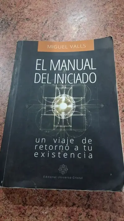 Libro 'El Manual del Iniciado' de Miguel Valls - miniatura 1