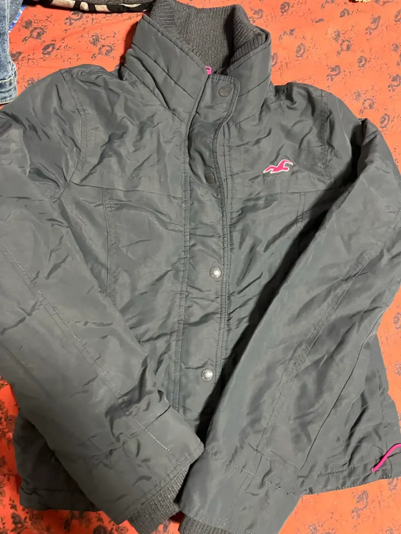 Chaqueta gris Hollister para mujer - 1