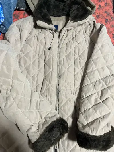 Chaqueta gris Hollister para mujer - miniatura 4