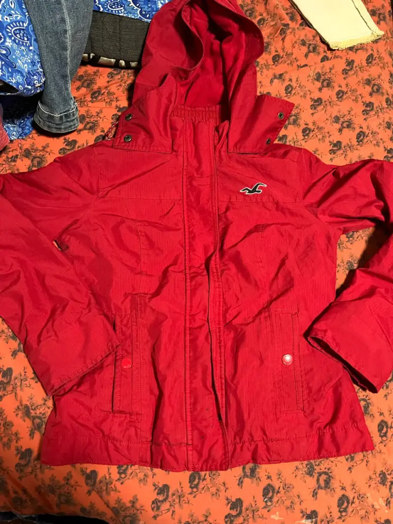 Chaqueta gris Hollister para mujer - 5