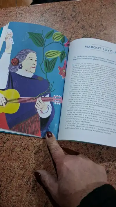 Libro Mujeres Bacanas Latinas - miniatura 3
