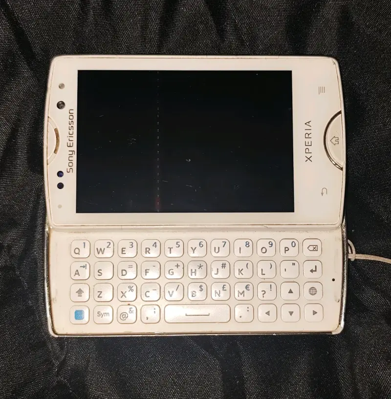 Teléfono Sony Ericsson Xperia Mini X10 Pro - 4