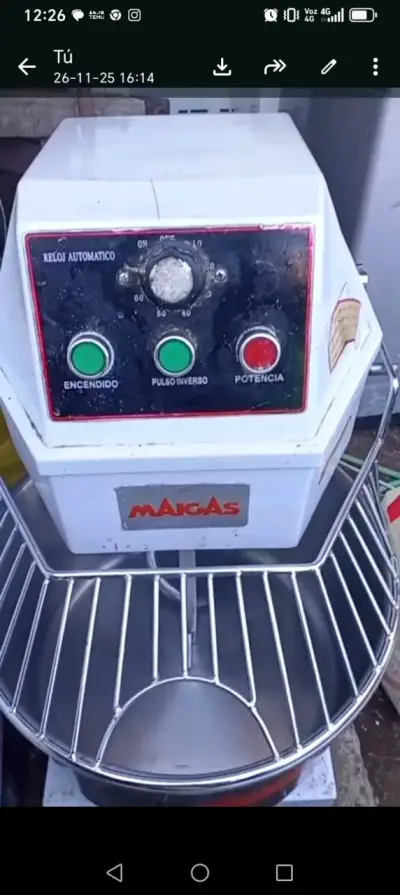 Amasadora industrial Maksas en buen estado - miniatura 2
