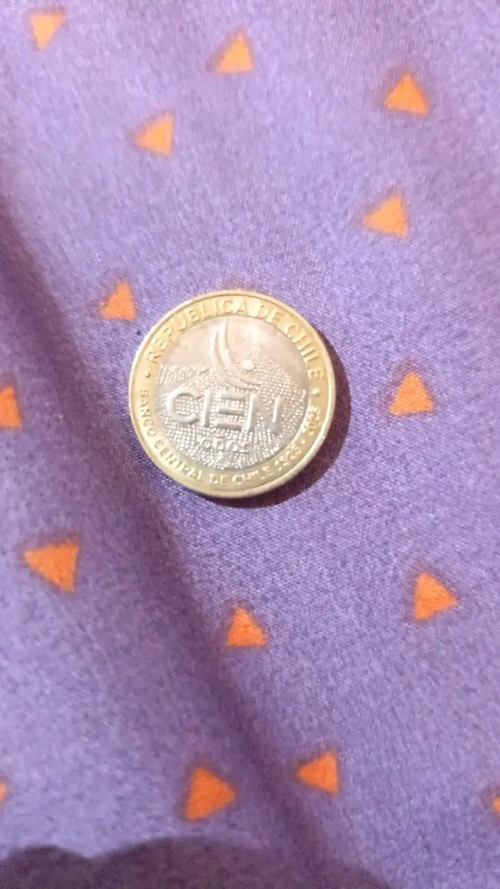 Moneda de 100 pesos de banco de chile 100 años - 1
