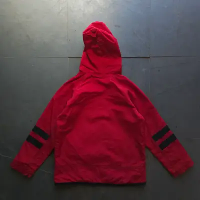 Chaqueta roja con capucha NASCAR - miniatura 3