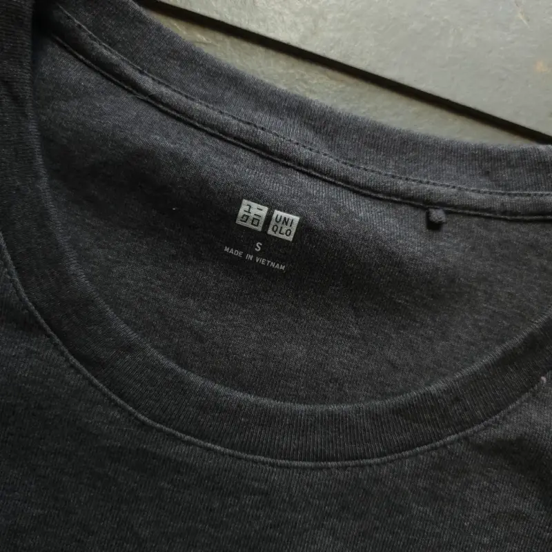 Polera Uniqlo - 2