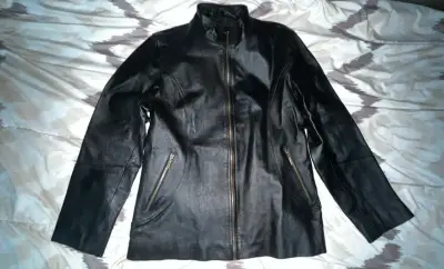 Chaqueta de cuero negra para hombre - miniatura 1