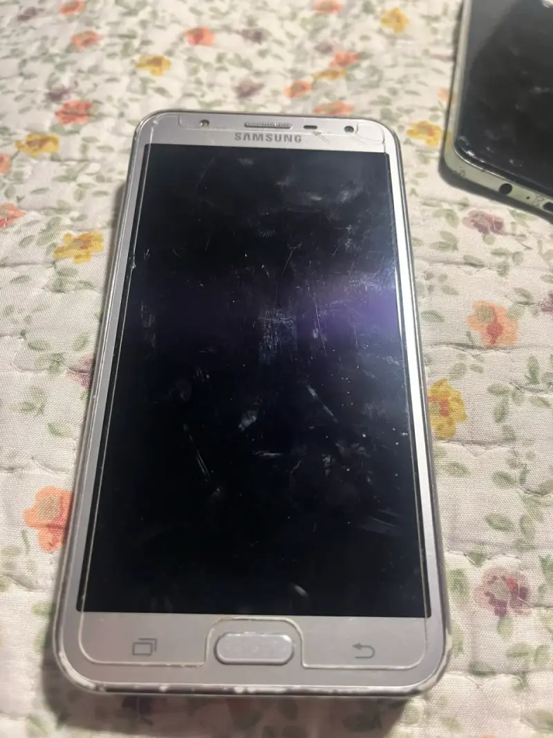 Samsung Galaxy J7 usado en buen estado - 2