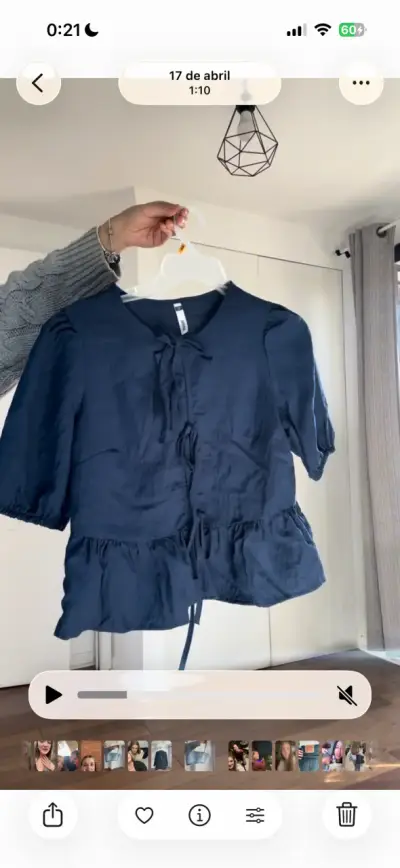 Blusa azul con lazo y volantes Sybilla - miniatura 1