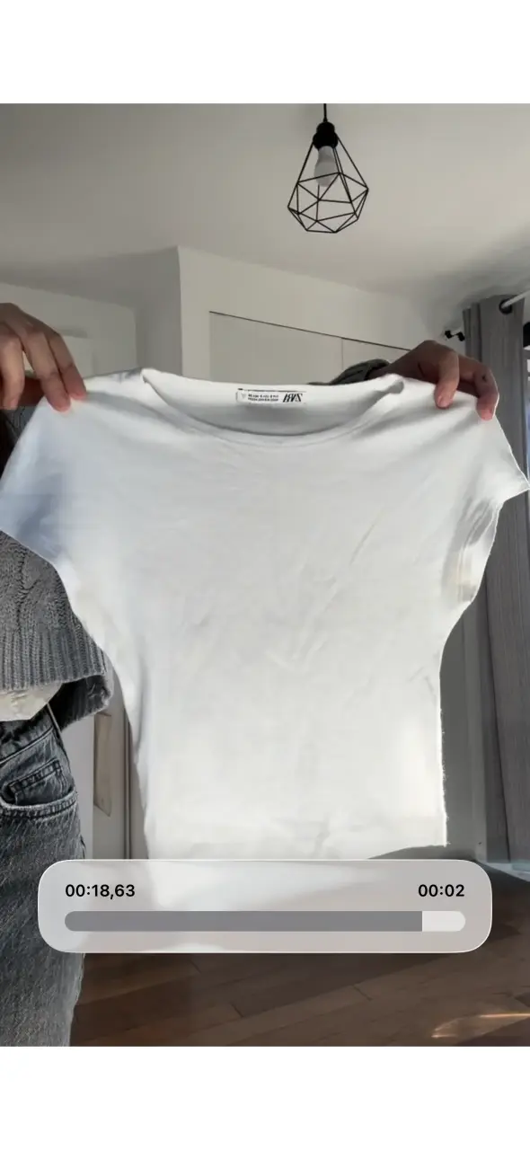 Polera blanca básica de algodón Zara