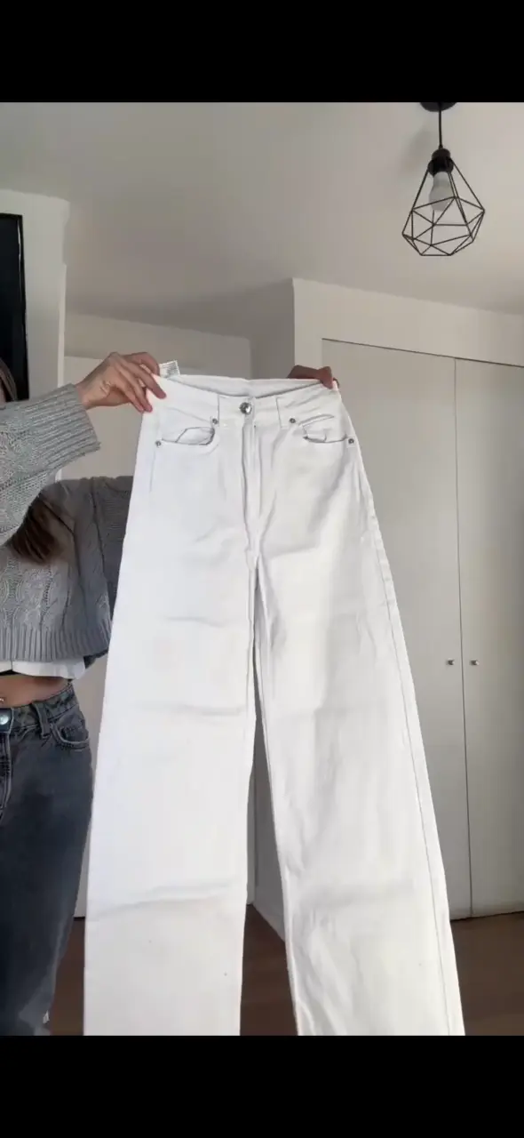 Pantalones blancos de mezclilla para mujer - 1