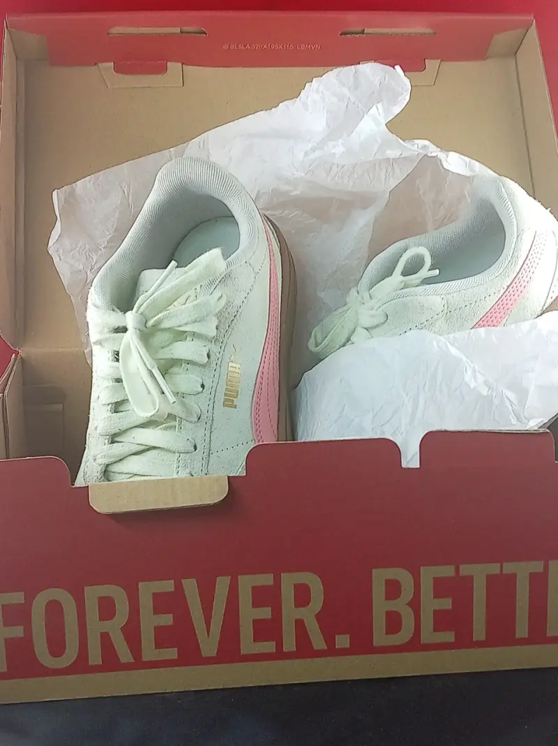 Zapatillas Puma blancas y rosadas - 4