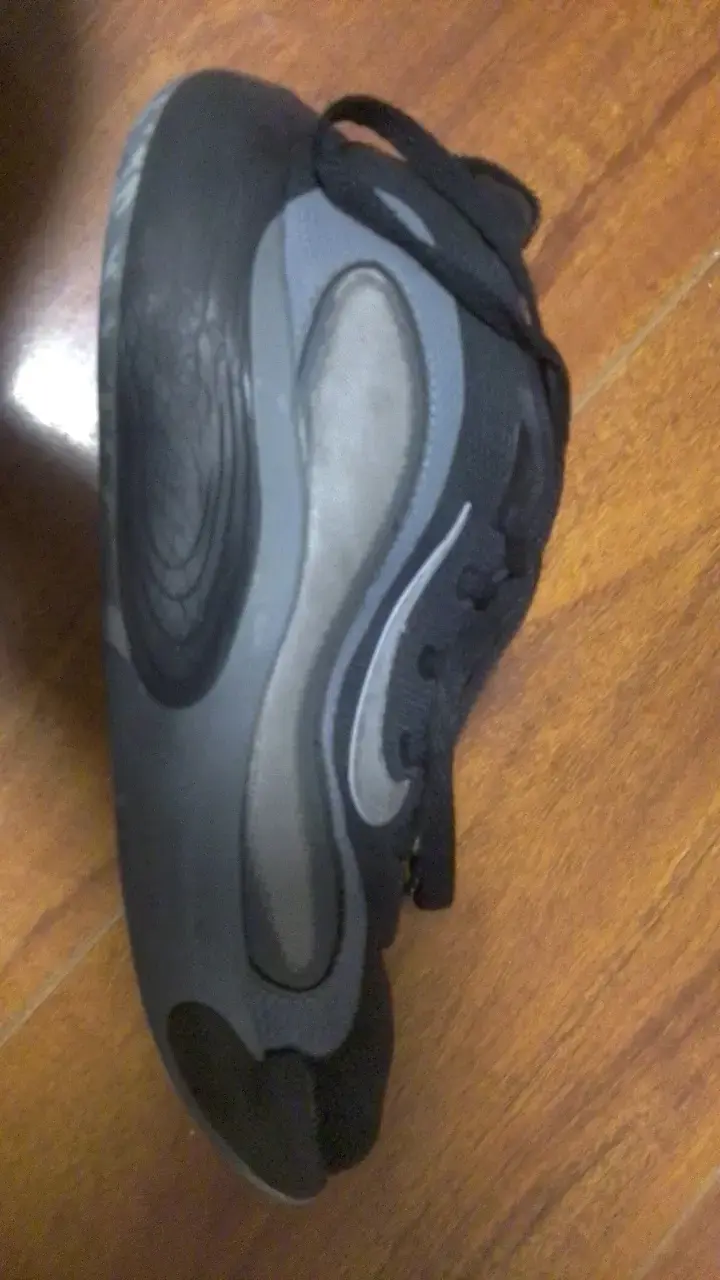 Zapatillas deportivas negras Nike usadas - 3