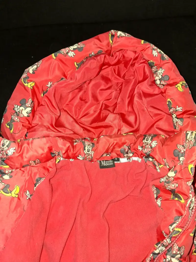 Chaqueta infantil roja con estampado de Minnie - 2