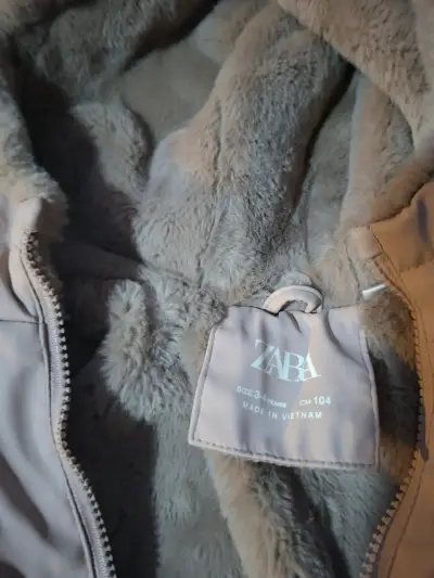 Chaqueta de niña Zara con forro de peluche - miniatura 1