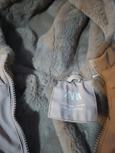 Chaqueta de niña Zara con forro de peluche - miniatura 2