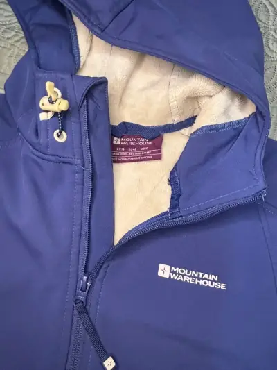 Chaqueta morada Mountain Warehouse con capucha - miniatura 3