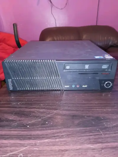 Computador Lenovo ThinkCentre M58 usado - miniatura 1