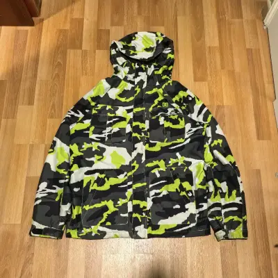 Chaqueta camuflaje DC con capucha - miniatura 1