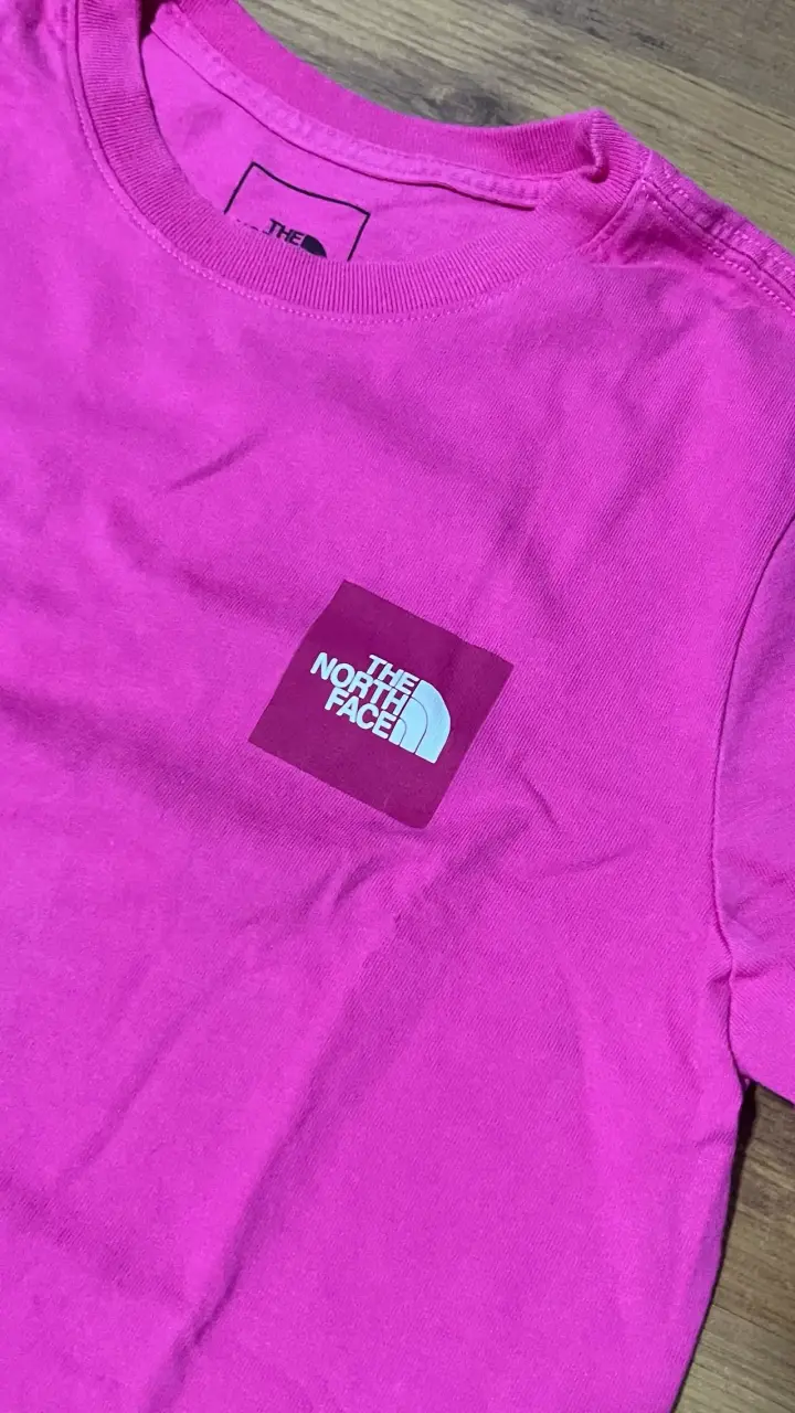 Polera rosa The North Face para mujer - 2