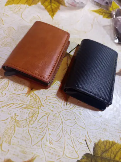 Set de billeteras marrón y negro - miniatura 1