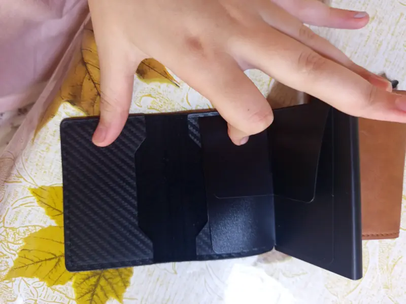 Set de billeteras marrón y negro - 3