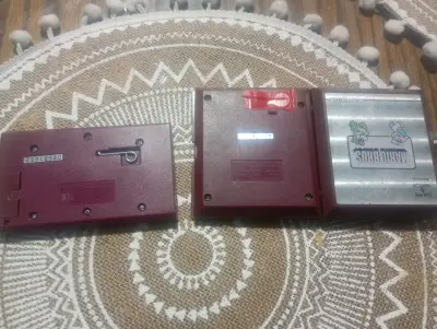 Consola portátil Nintendo Game & Watch Mario Bros - miniatura 2
