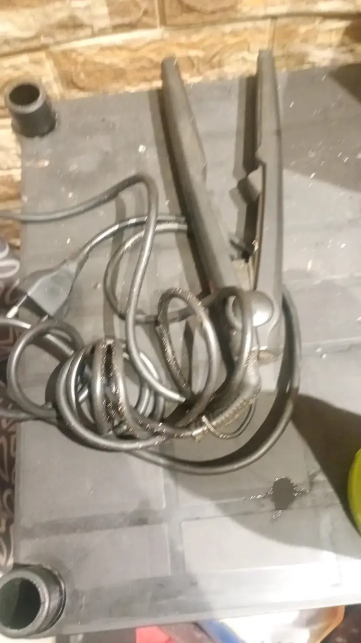 Plancha de pelo alisadora negra