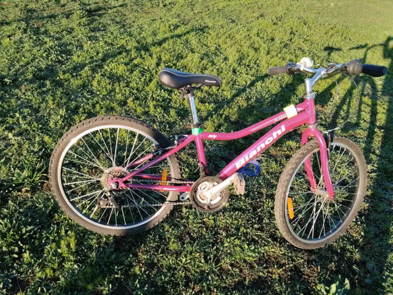 Bicicleta Bianchi infantil color morado - 2