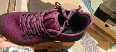 Zapatillas Merrell de trekking moradas - miniatura 2