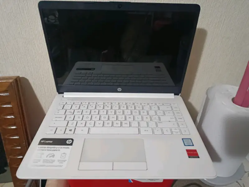 Cargador de laptop universal con cable - 5