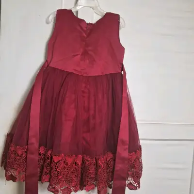 Vestido de fiesta burdeos para niña - miniatura 4