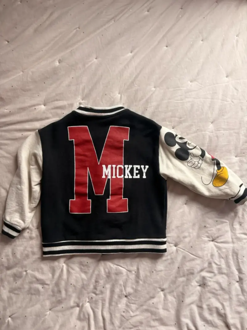 Chaqueta infantil Zara Mickey Mouse estilo varsity - 2