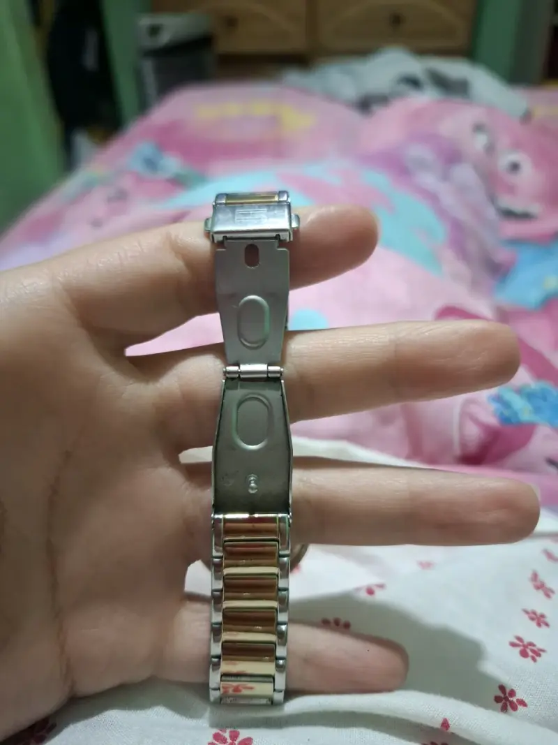 Reloj de pulsera metálico estilo moderno - 5