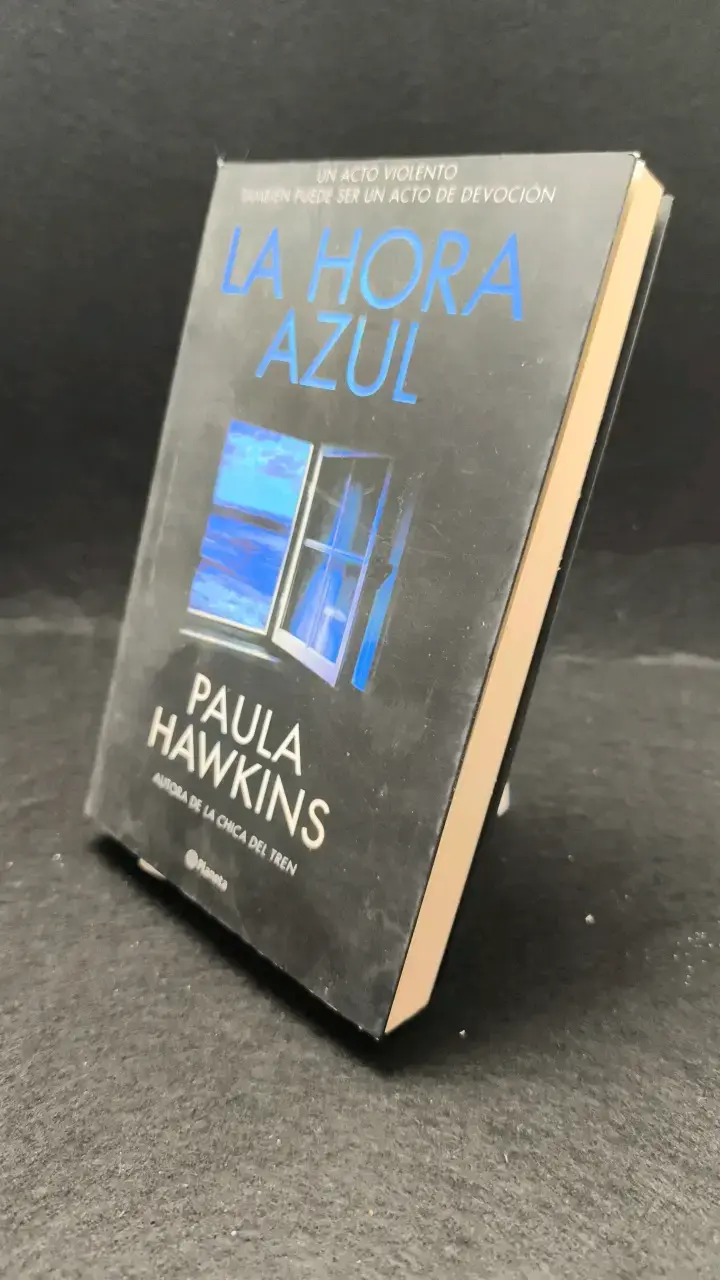 Libro 'La Hora Azul' de Paula Hawkins - 3