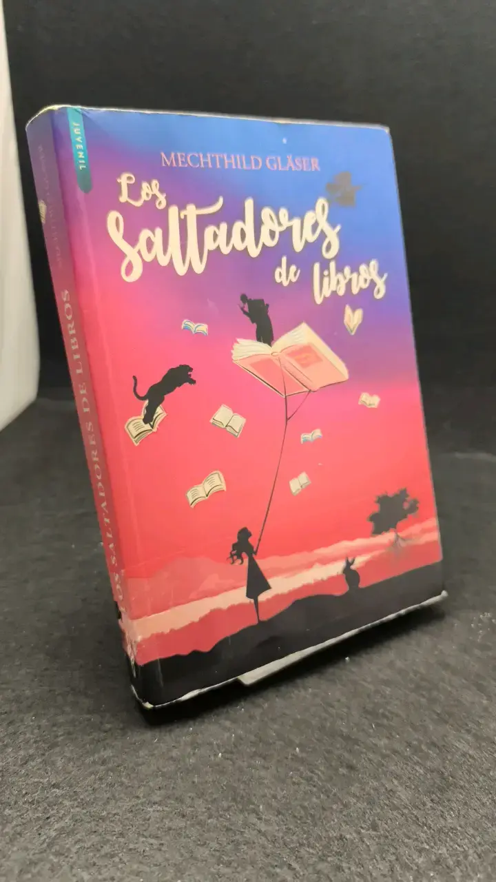 Libro 'Los Saltadores de Libros' de Mechthild Gläser - 2