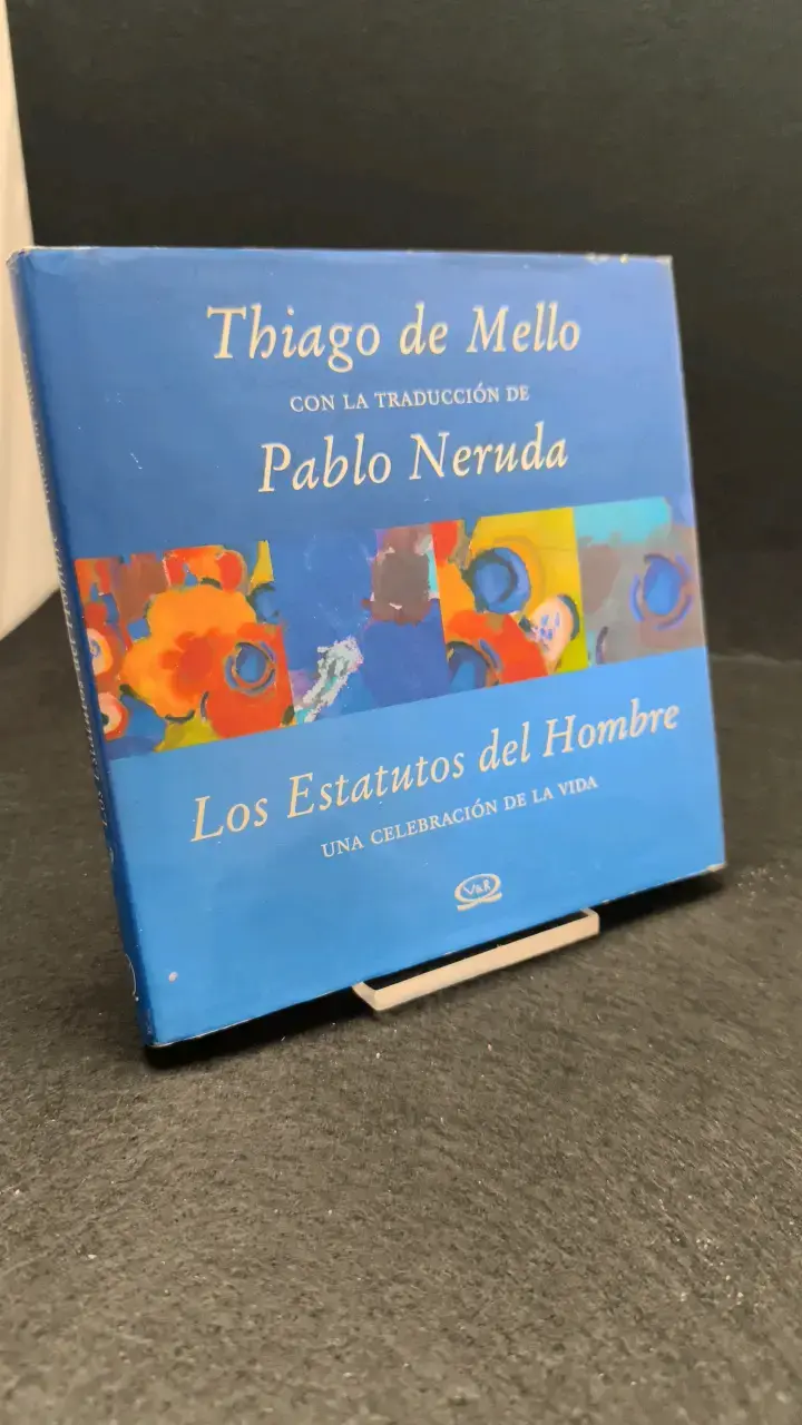 Libro 'Los Estatutos del Hombre' de Thiago de Mello - 2