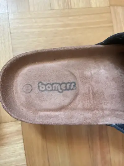 Sandalias negras bordadas Bomerang - miniatura 3