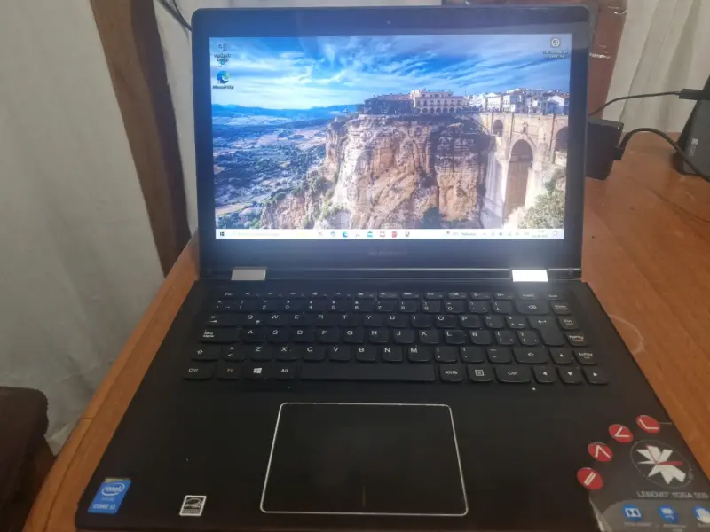 Laptop Lenovo Yoga 500 convertible - 1