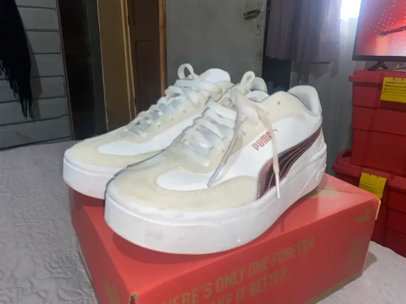 Zapatillas Puma blancas de cuero - 2