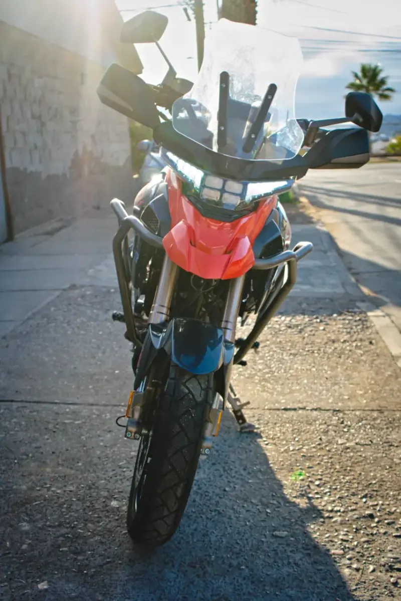 Moto Zontes 310X deportiva en excelente estado - 4