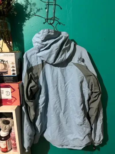 Chaqueta impermeable The North Face celeste - miniatura 6