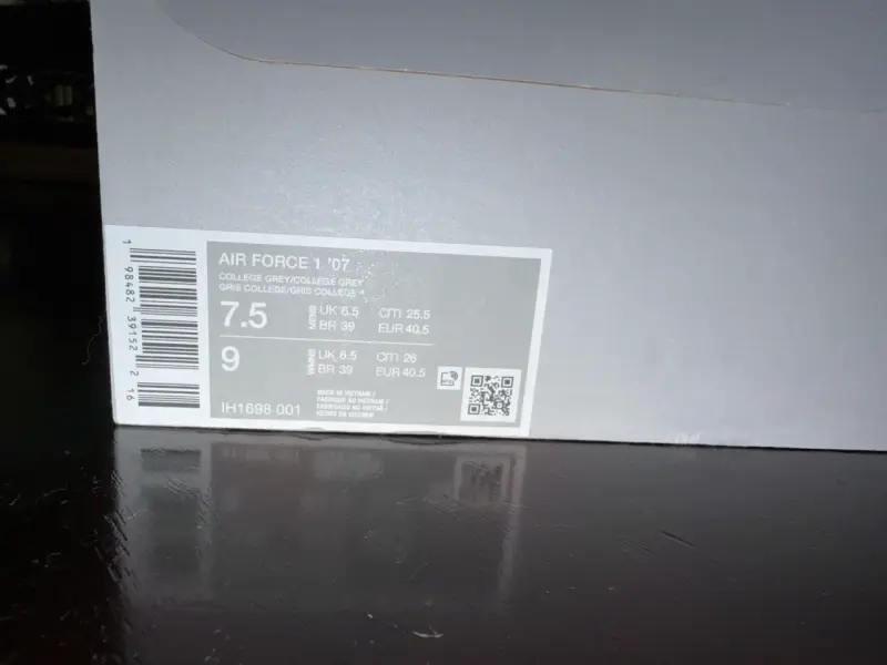 Zapatillas Nike Air Force 1 '07 gris - 1