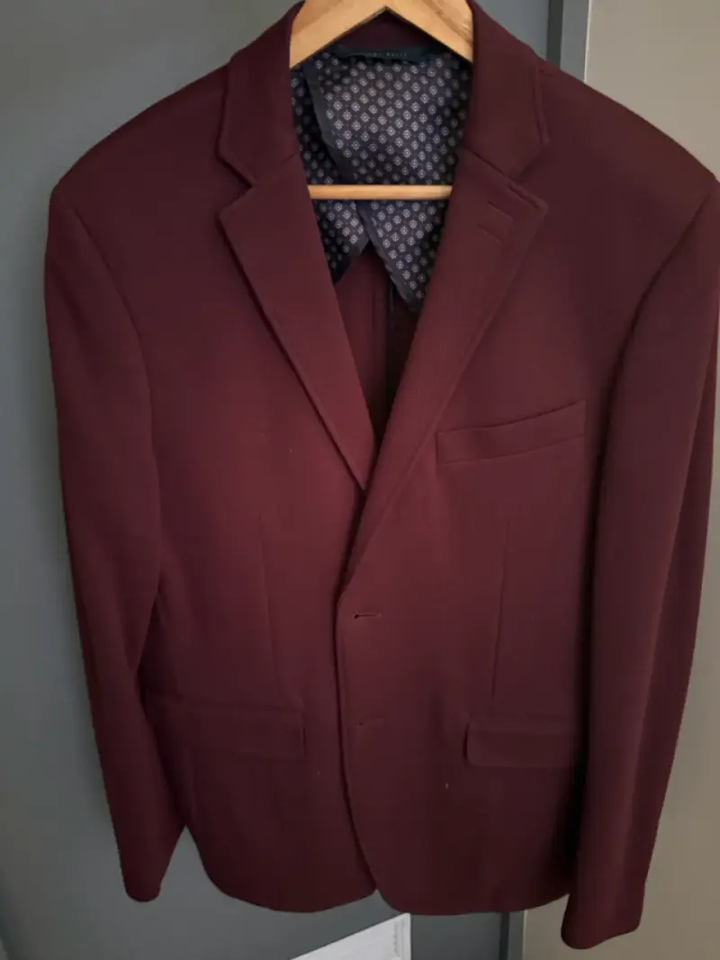 Blazer burdeos Perry Ellis talla 50 - 1