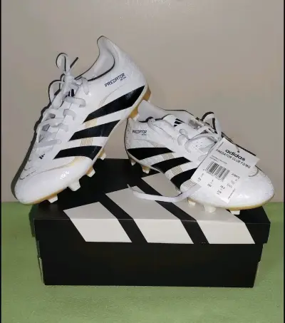 Botines de fútbol Adidas Predator (35 y 35.5) - miniatura 1