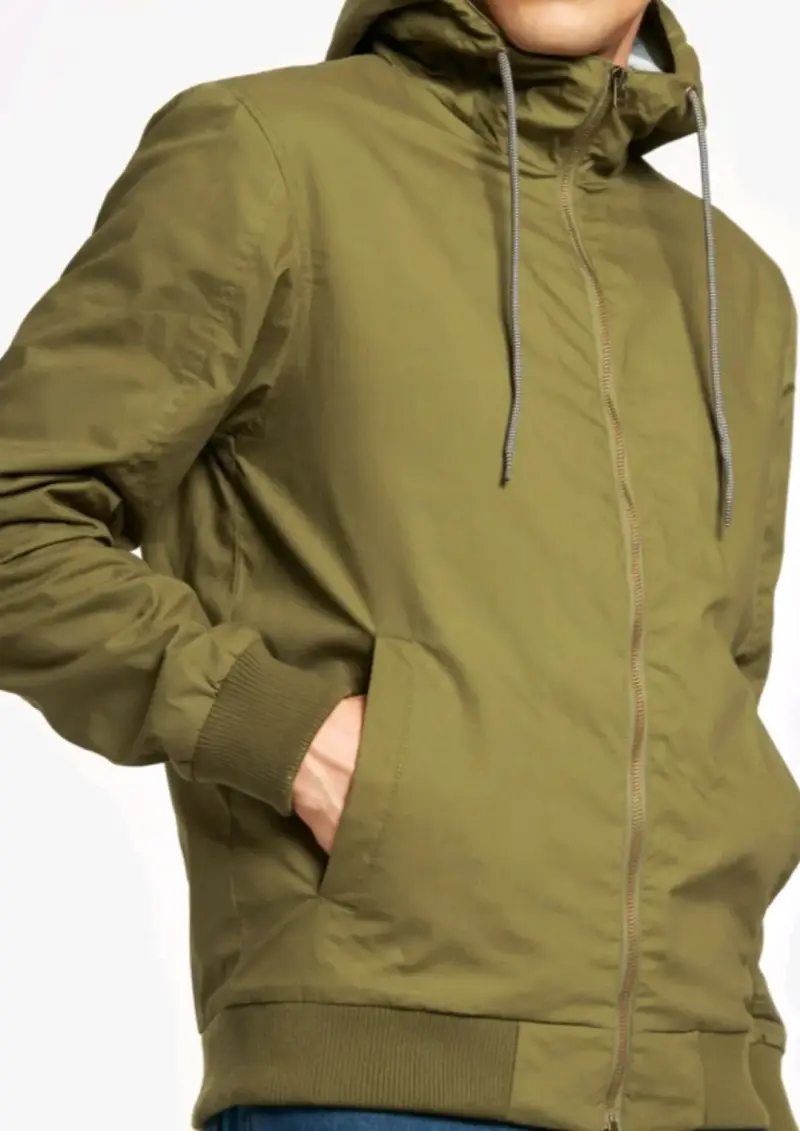 Chaqueta verde oliva con capucha para hombre