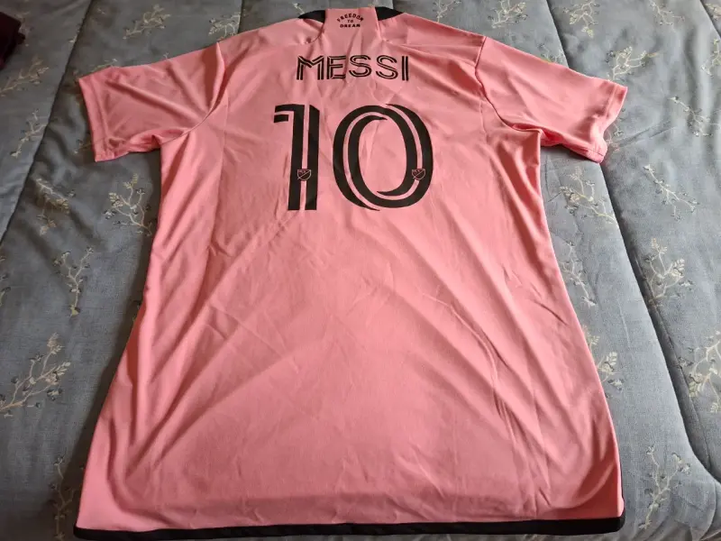 Camiseta rosa Messi Mundial de Clubes 25 - 4