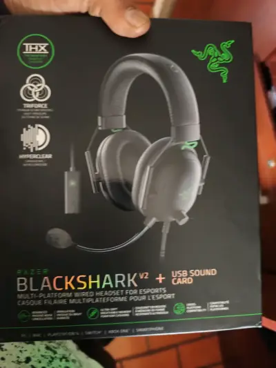 Auriculares Razer con sonido THX - miniatura 2