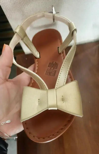 Sandalias doradas con lazo Talla 31(19.7cm) - miniatura 2